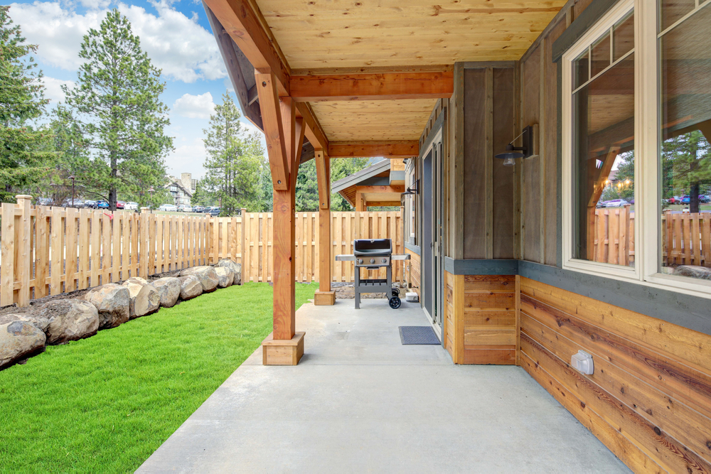 Custom Fencing Design